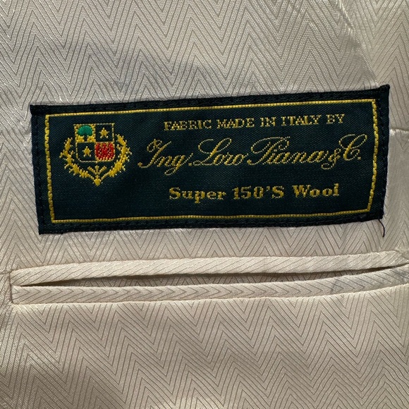 Joseph Abboud Men’s suit - Picture 4 of 5